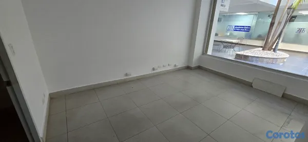 oficinas y locales comerciales - alquilo local comercial 1er piso próximo a las carreras santiago  6