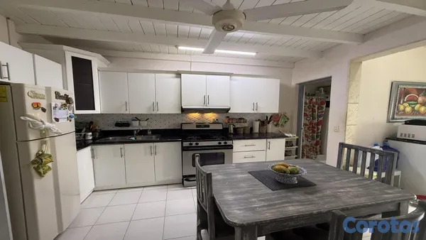 casas - ¡Venta Rápida! Encantadora Casita en Pasos de la famosa  Playa de Punta Popi 7