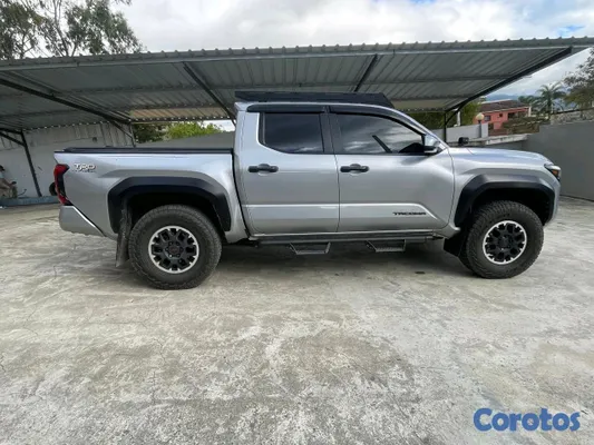 jeepetas y camionetas - Toyota tacoma trd pro 2024 clean carfax  14