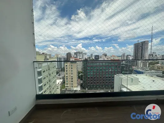 apartamentos - Amplio apartamento con estudio en el sector Pianti 7