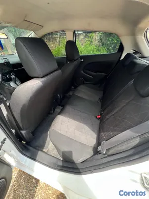 carros - Mazda Demio 2013 5