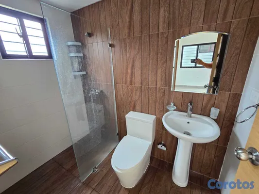 apartamentos - Apartamento en 2do Piso Detrás de la Embajada Amer 14
