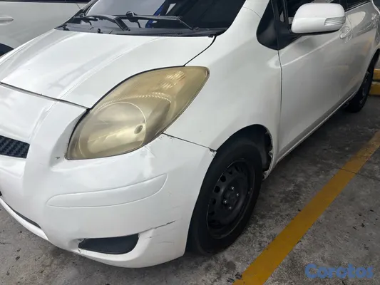 carros - Toyota Vitz 2008 6