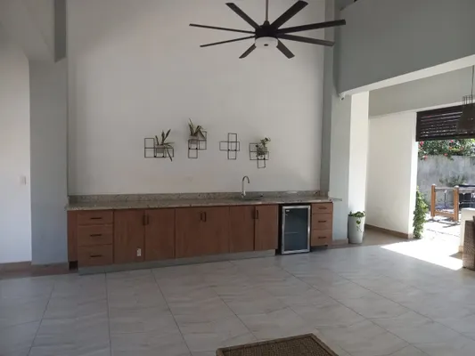 apartamentos - Apartamento en Colinas del Oeste

3 hab
Baño en la habitación principal y walki 6