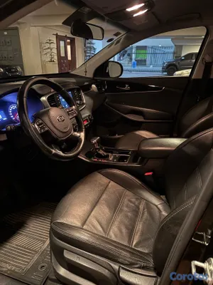 jeepetas y camionetas - Kia Sorento LX 2019 6
