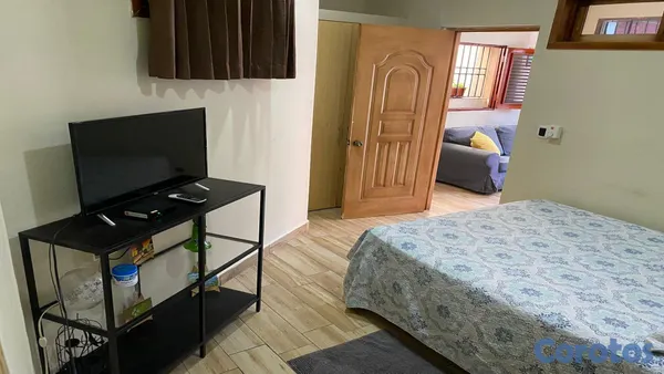 casas - En Venta Propiedad de 4 Estudios en la Zona Colonial 8