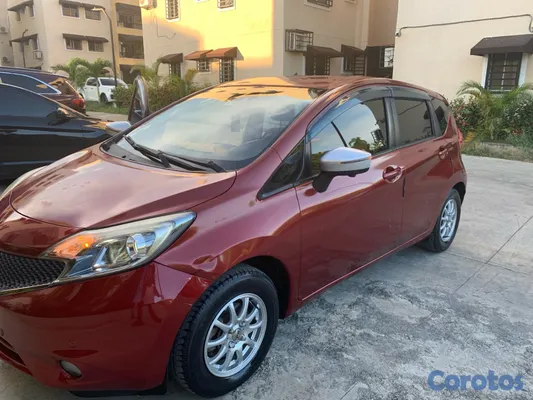 carros - se vende Nissan bote de oportunidad  4