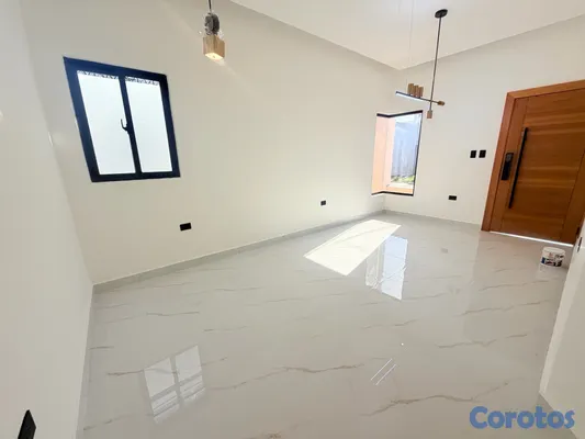 casas - venta de casa de un nivel próximo a la  avenida ecológico Santo Domingo este  8