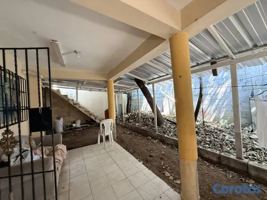 casas - Casa de 4 habitaciones en venta en La Avenida Repu 4
