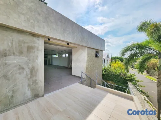 oficinas y locales comerciales - LOCAL NUEVO PARA OFICINA ESTRENAR LOS CERROS DE GU 6