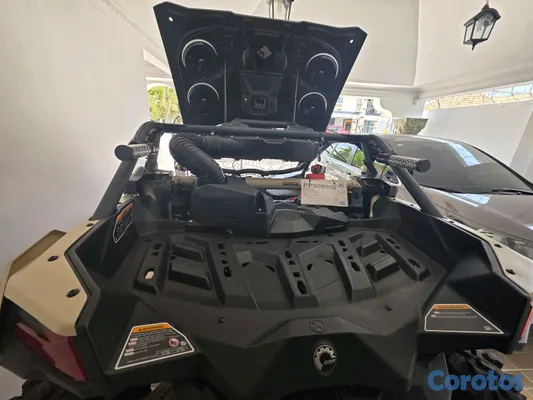 vehiculos recreativos - canam turbo RR 2023 1,200 milla nunca monte el mas nuevo listo con placa yseguro 4
