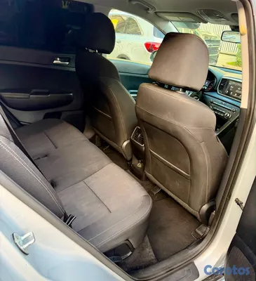 jeepetas y camionetas - Kia Sportage LX 2020 12