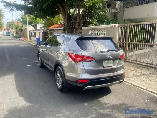 jeepetas y camionetas - HYUNDAI SANTA FE SPORT 4WD 4