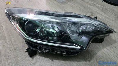 Faro nissan note 2017-2019