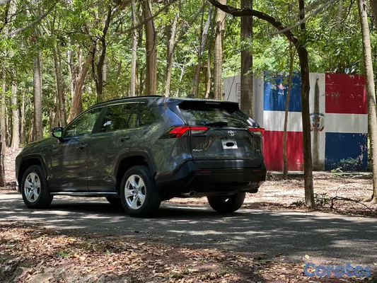 jeepetas y camionetas - TOYOTA RAV4 XLE 2022 12