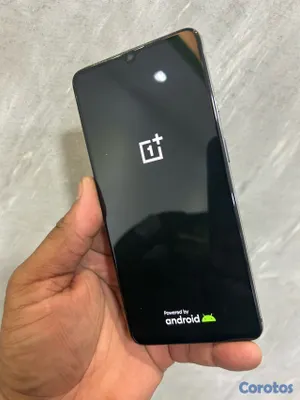 celulares y tabletas - one plus 7T 128G.  4