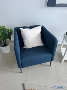 Sillón IKEA EKERÖ azul oscuro