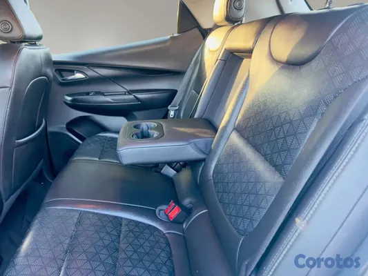 carros - 2023 Chevrolet Bolt EV LT — 100% Eléctrico — La Ro 14