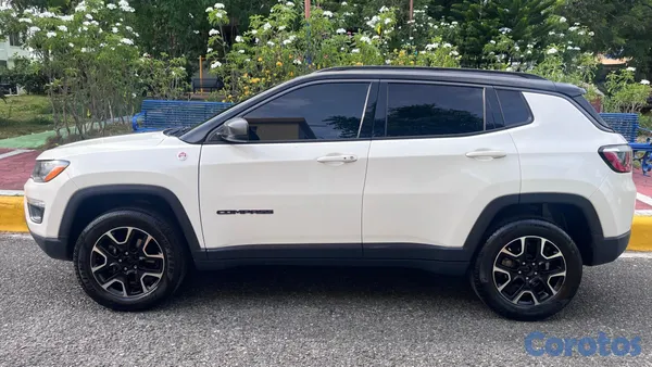 jeepetas y camionetas - JEEP COMPASS TRAILHAWK 4X4 2020 *COMO NUEVA* 10