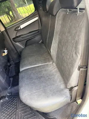 jeepetas y camionetas - Isuzu dmax 2020 mecánica 4x4  11