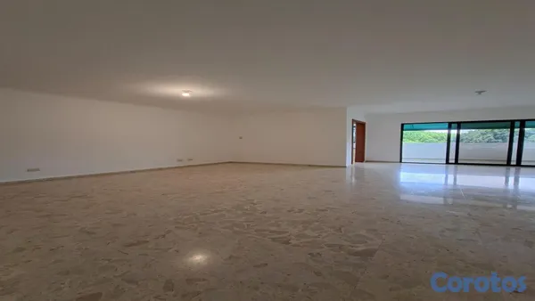 apartamentos - Venta de clásico apartamento en la Av. Anacaona 3