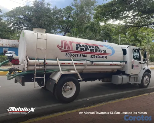 camiones y vehiculos pesados - Se Vende Camión Tanque Freightliner 2