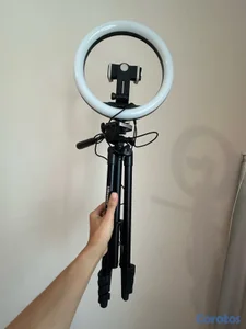 stand ajustable para fotos o grabar contenido 