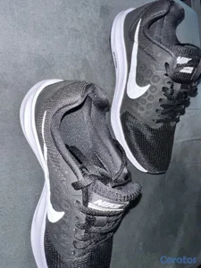 Tenis Nike