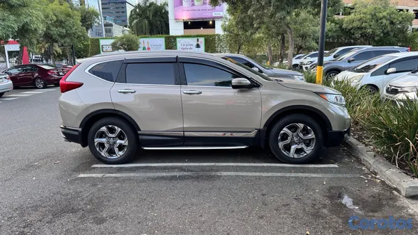 jeepetas y camionetas - Lo vendo por motivo de viaje  11
