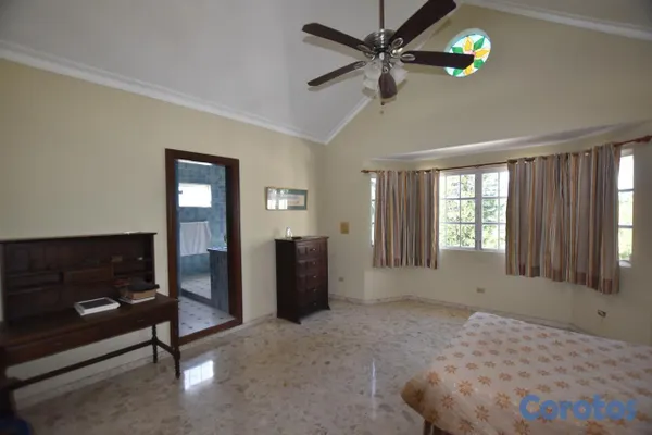 casas - Se vende amplia residencia en Villas Naco  | Santo Domingo Oeste 9