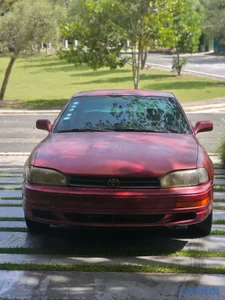 Toyota camry 94 pintura de fabrica uso familiar, solo gasolina 