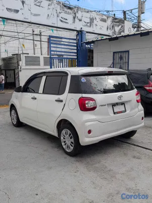 carros - TOYOTA PASSO 2018 10