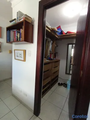 apartamentos - Apt en Venta de 3 hab con excelente ubicacion en P 7