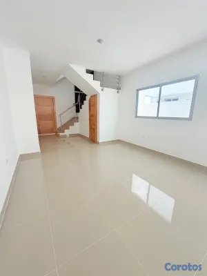casas - Autopista de San Isidro, Brisa Oriental
🏡 Casa de 2 niveles + acceso al techo 5
