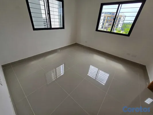 apartamentos - Apartamento en 2do Piso Detrás de la Embajada Amer 5