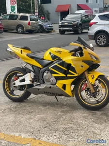 HONDA CBR 600RR 2003