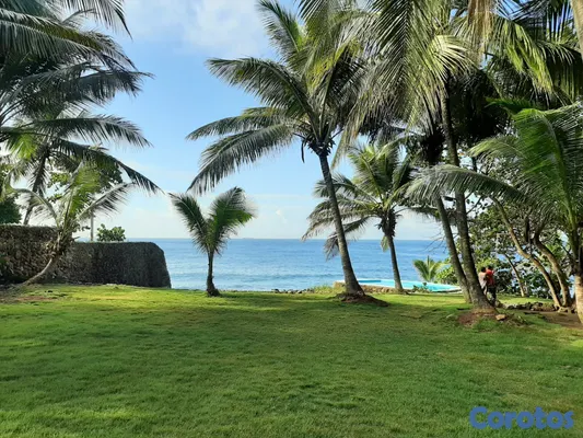 casas vacacionales y villas - Exclusiva villa frente al mar en Costa Verde  3
