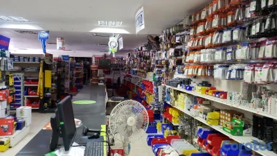 En Venta Ferrteria en Samana vende 250m anuales