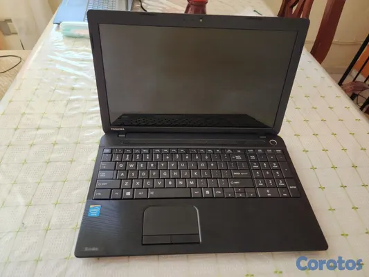 computadoras y laptops - Toshiba Satellite 15.6 2