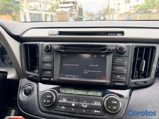 jeepetas y camionetas - Toyota rav4 2018 xle 14