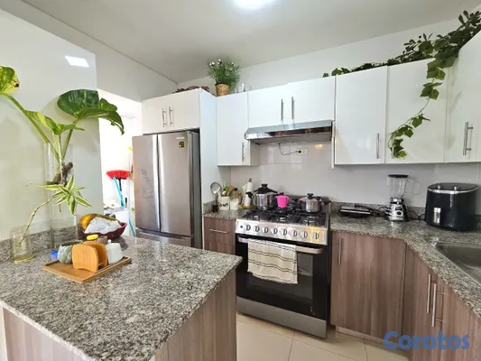 apartamentos - Apartamento en Venta en la Jacobo Majluta 1er Piso 12