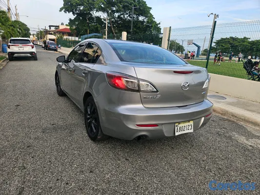 carros - mazda 3 2013  8