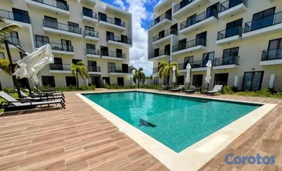 Central Park, Downtown Punta Cana: suite amueblada con vista a piscina