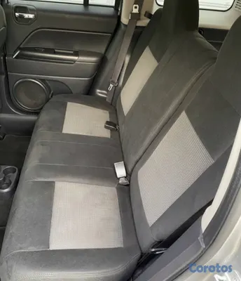 jeepetas y camionetas - Jeep patriot 2016, único dueño en el país  8