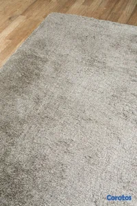 Se vende 5x7 alfombra Momeni Luster Shag LS-01Champagne color. Nuevo. Sellado.