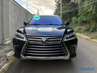 Lexus LX 570 
2020