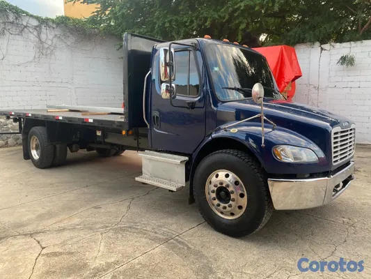 camiones y vehiculos pesados - Freightliner 2015 - M2 106 3