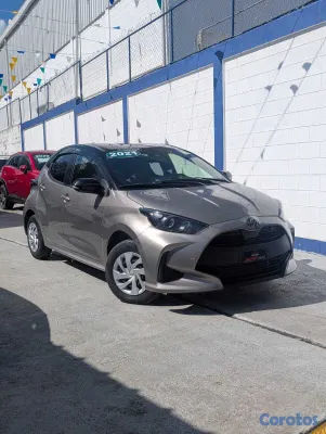 carros - TOYOTA YARIS 2021 4