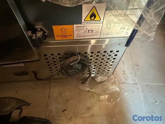 equipos profesionales - vendo vitrina fria  panorámica de 20 pc ,nueva nunca usada  9