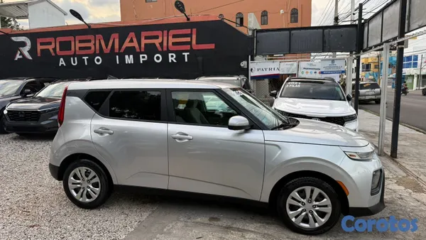 otros vehiculos - KIA SOUL LX 2020 6